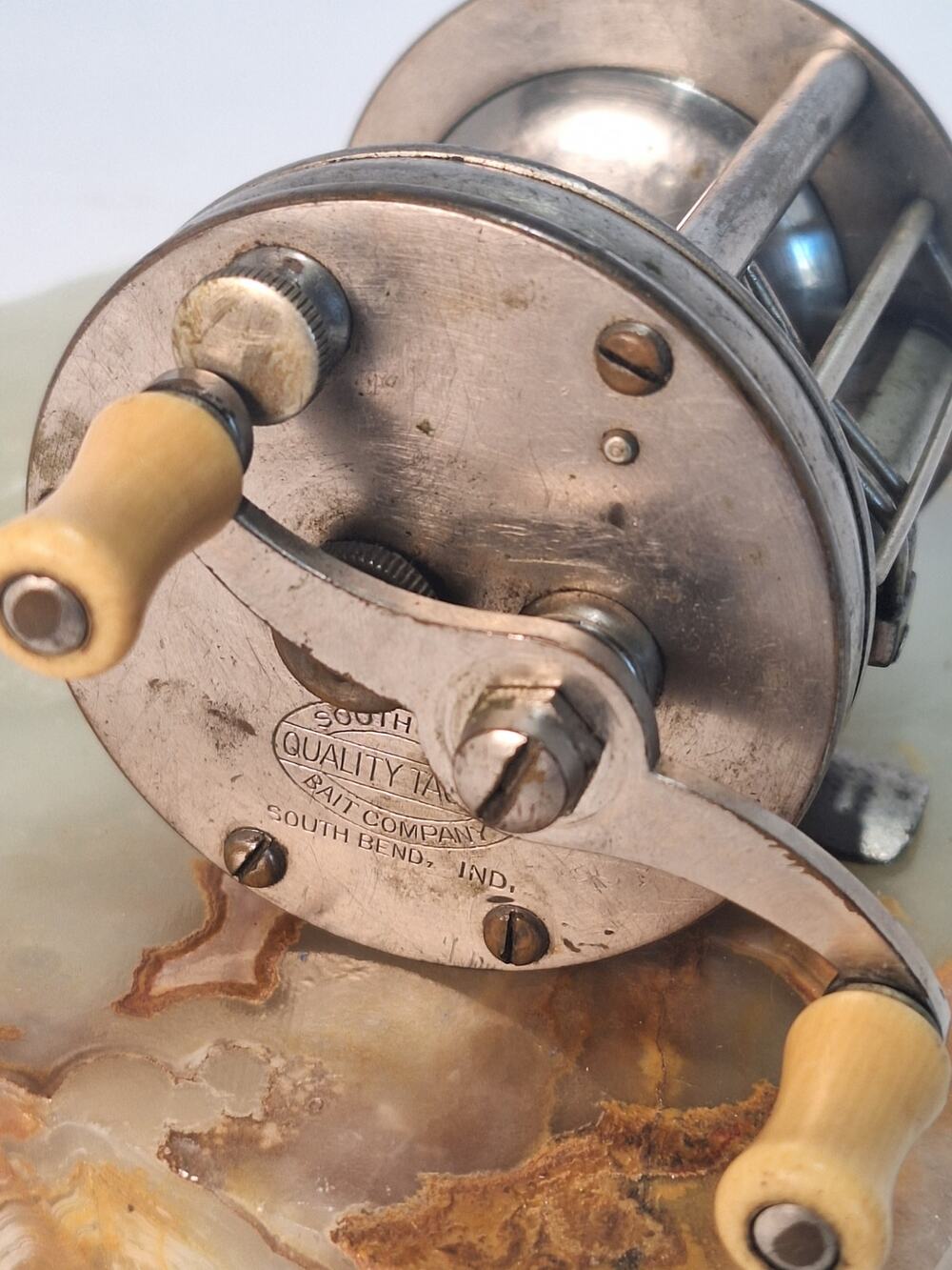 Vintage Oreno No 1000 Level Winding Anti-Back-Lash Casting Reel Works Well!